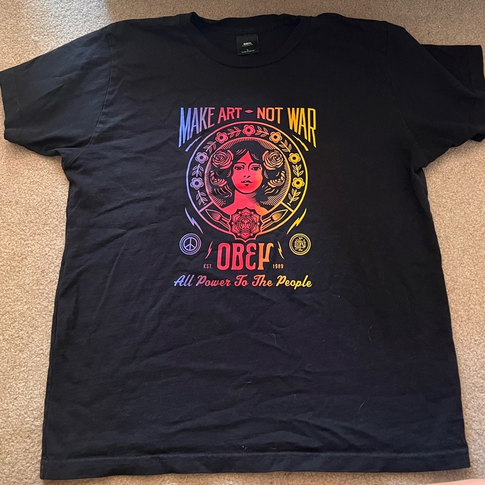 OBEY T shirt